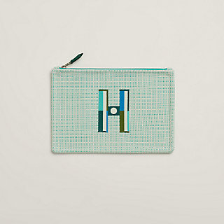 【デイリーに使える】HERMES - フラットポーチ 刺繍入り フラットポーチ 刺繍入り 《フォーブル・コーナー》 PM | Hermès